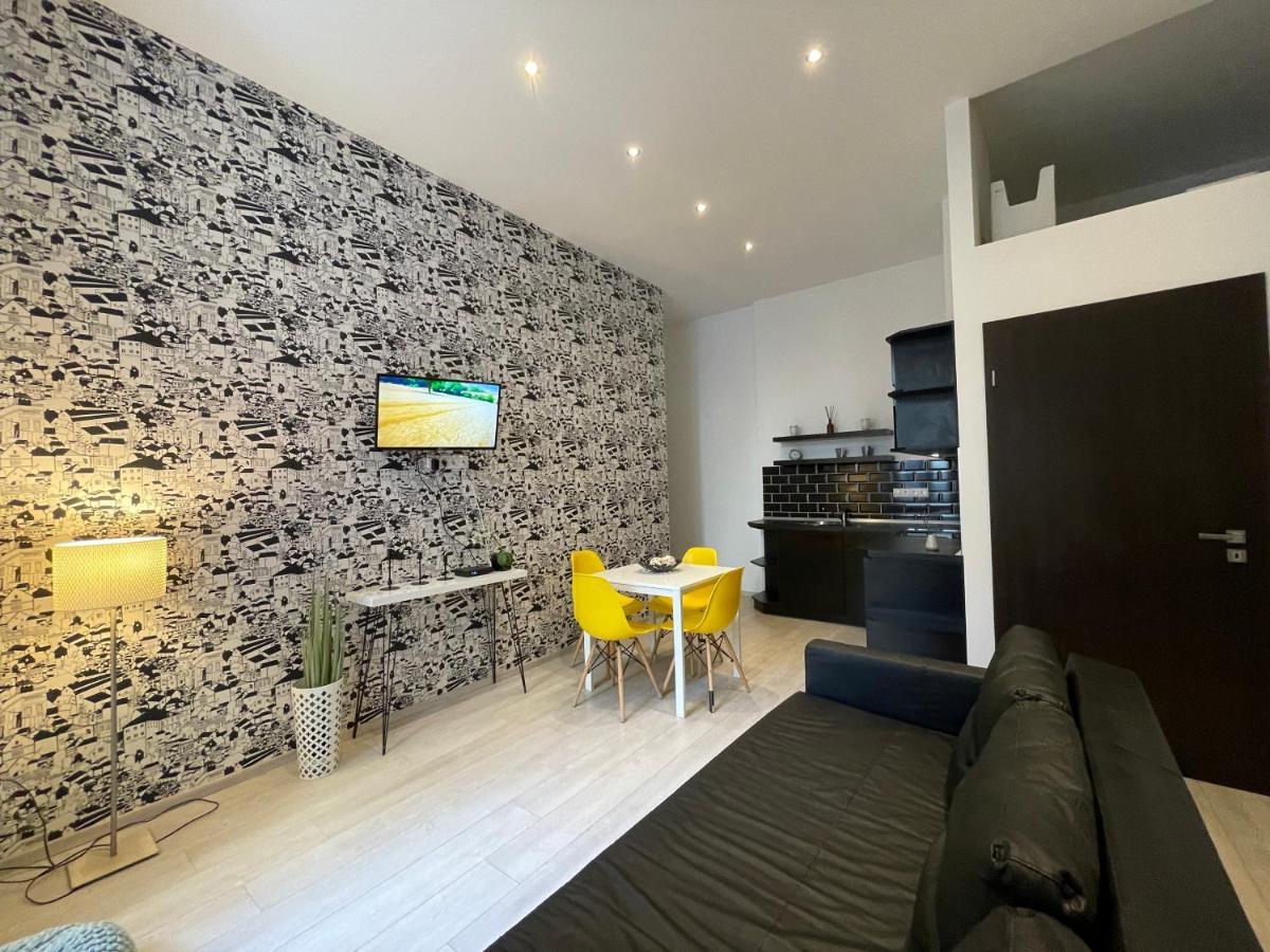 A5 Apartment - Budapest - Hostaid Exteriör bild